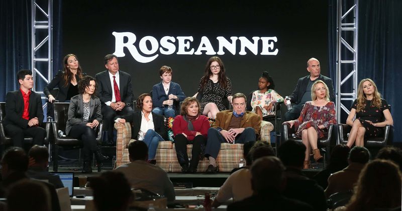 ‘Roseanne’ cast holds emergency meeting to discuss spin-off show without Roseanne Barr