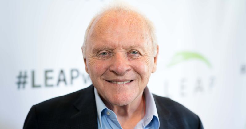 Robert Ford's return was not a surprise because the clues were always there