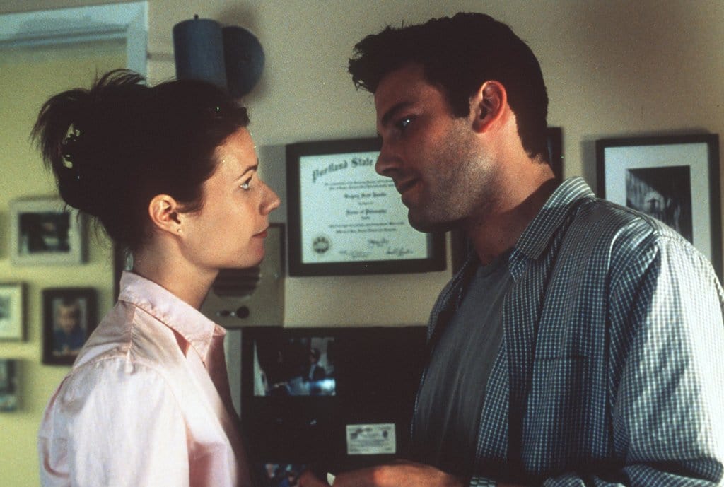 Actors Ben Affleck, as Buddy Amaral, a hot shot urban ad executive, and Gwyneth Paltrow as Abby Janello, a struggling single mom, act in a scene from Don Ross's Bounce (Photo by Eric Lee/Miramax Films/Newsmakers)