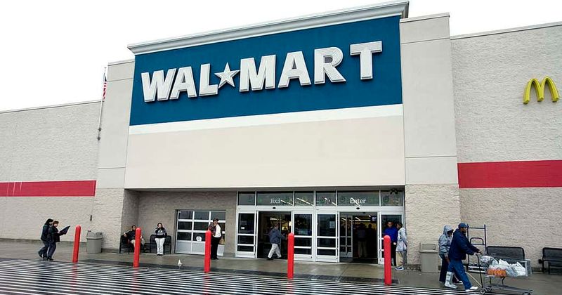 Walmart will sponsor college education for its 1.4 million US employees