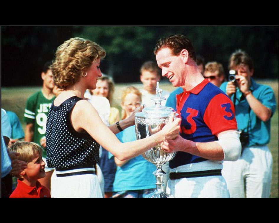 Hewitt had quite a lot of influence on Prince Harry as a kid, and it was him that inspired Prince Harry to join the army, a position where he would later serve for 10 years. (Source: Twitter)