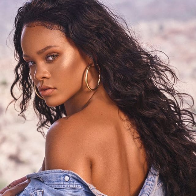 Rihanna (Instagram)