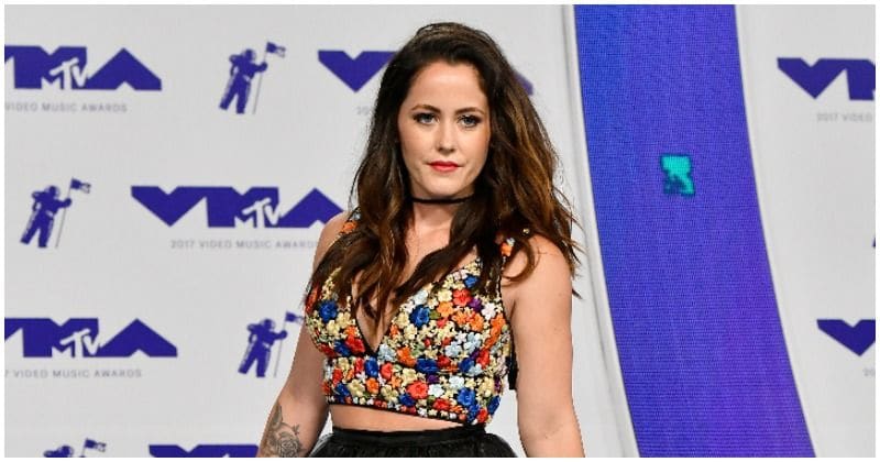 Jenelle Evans' recent Instagram photo has fans convinced she is pregnant with baby number 4
