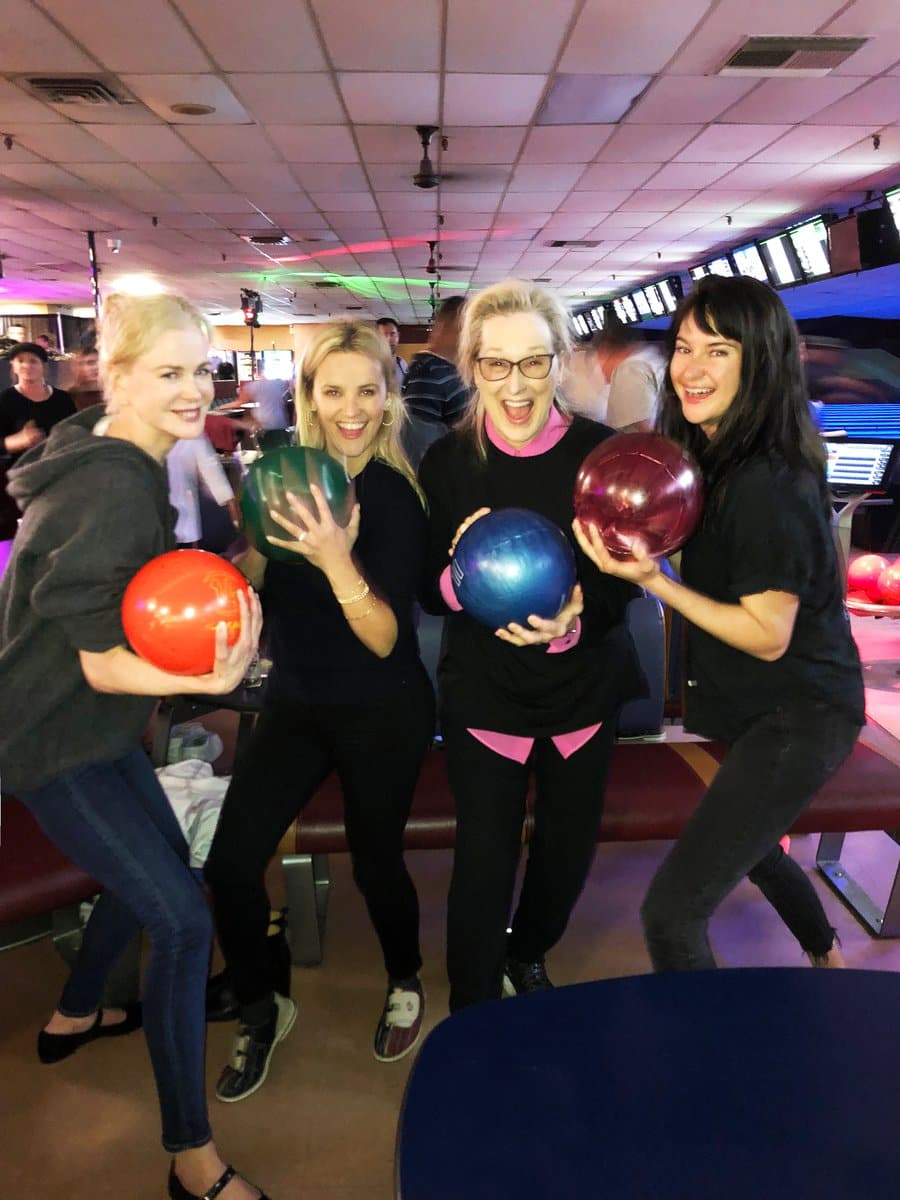 reesewitherspoonWe work and we play! Bowl-a-Rama party with the ladies of #BigLittleLies!
🎉 @nicolekidman#MerylStreep @shailenewoodley (instagram)