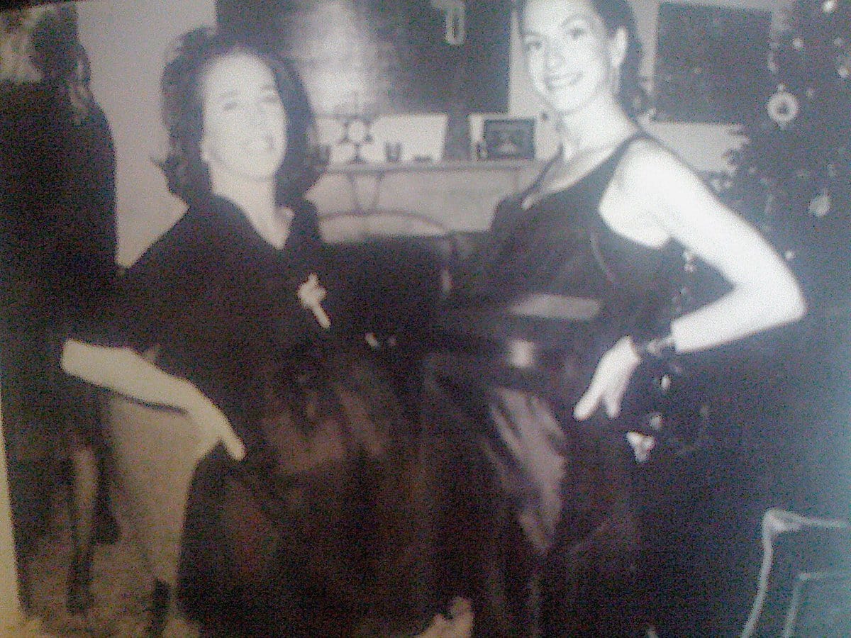 Cynthia Rowley, who was close friends with Spade, posted an old picture of them together, reminding every one of happier times. (Twitter)