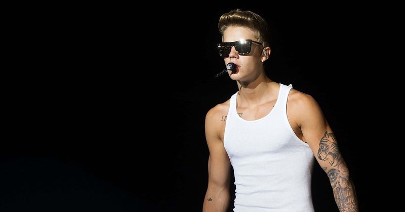 'Bachelor' star Danielle Lombard reveals what happened after Justin Bieber slid into her DMs