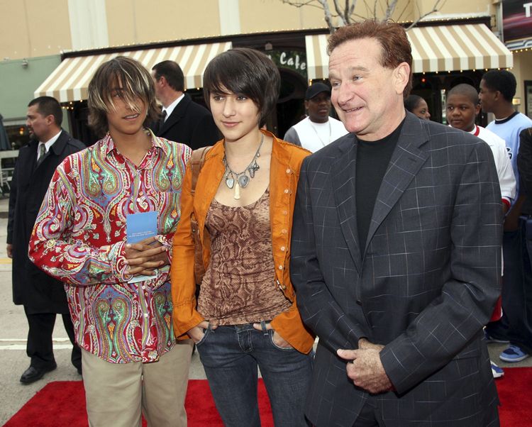 Robin Williams with his son Cody (left) and daughter Zelda in Los Angeles in 2006 (Photo by Kevin Winter/Getty Images)