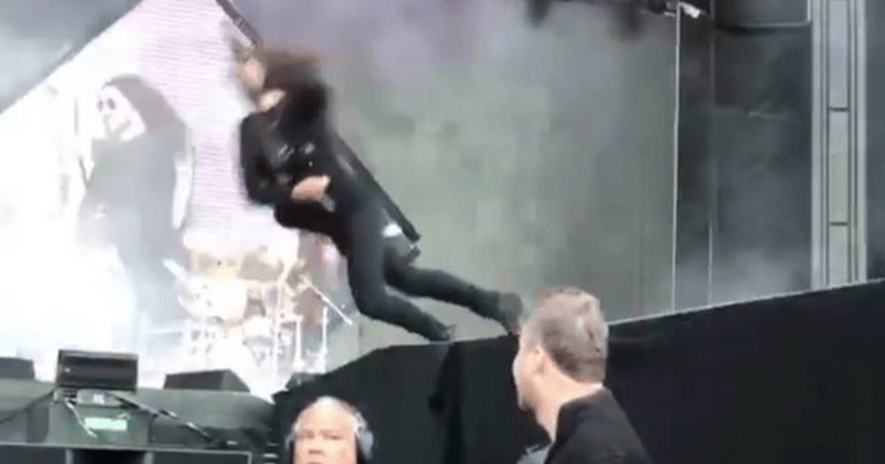 Watch Dave Grohl of Foo Fighters prank fans with hilarious fake stage fall