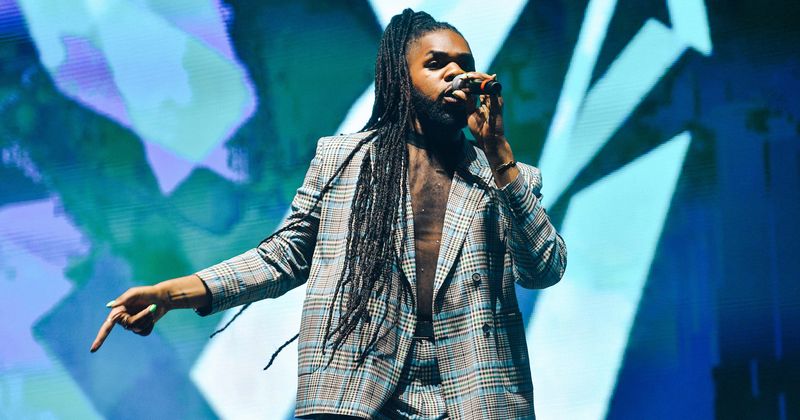 MNEK drops his second single ‘Colour’ Ft. Hailee Steinfeld just in time for LGBTQ month