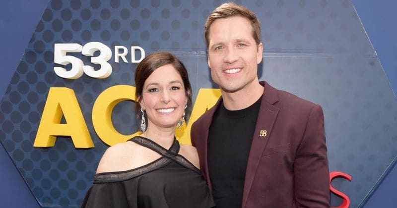 Singer Walker Hayes cancels his CMT performance after newborn daughter dies hours before the award show