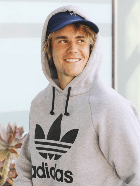 Justin Bieber (Source: Twitter)