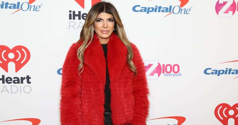 'Real Housewives' star Teresa Giudice flexes her new 'bodybuilder' muscles at a competition