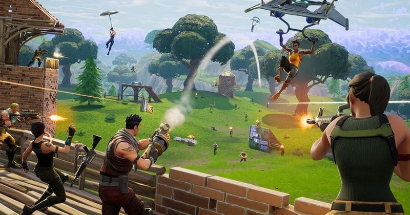 Nine-year-old addicted to video game wets herself to avoid using the toilet and continue playing