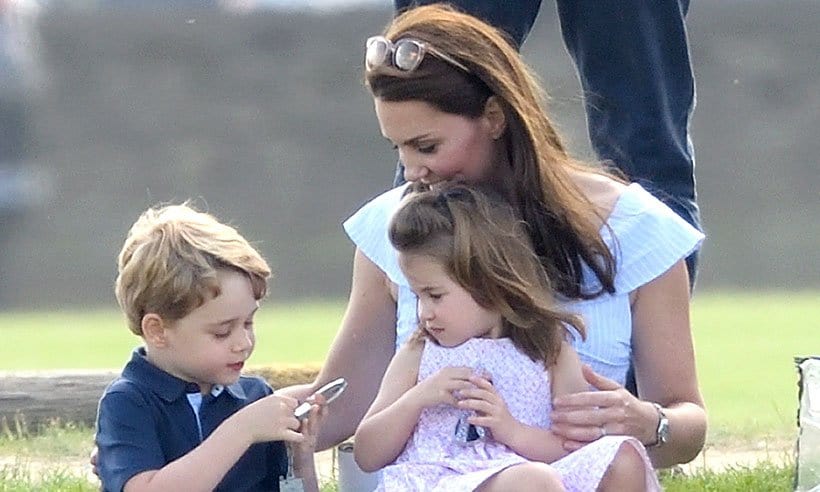 Many defended Prince George's choice to play with toy guns (Twitter)