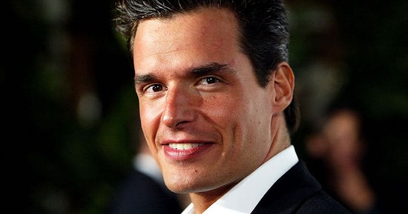 'We are done with immigrants coming in illegally,' says blacklisted Hollywood-star-turned-politician Antonio Sabato Jr