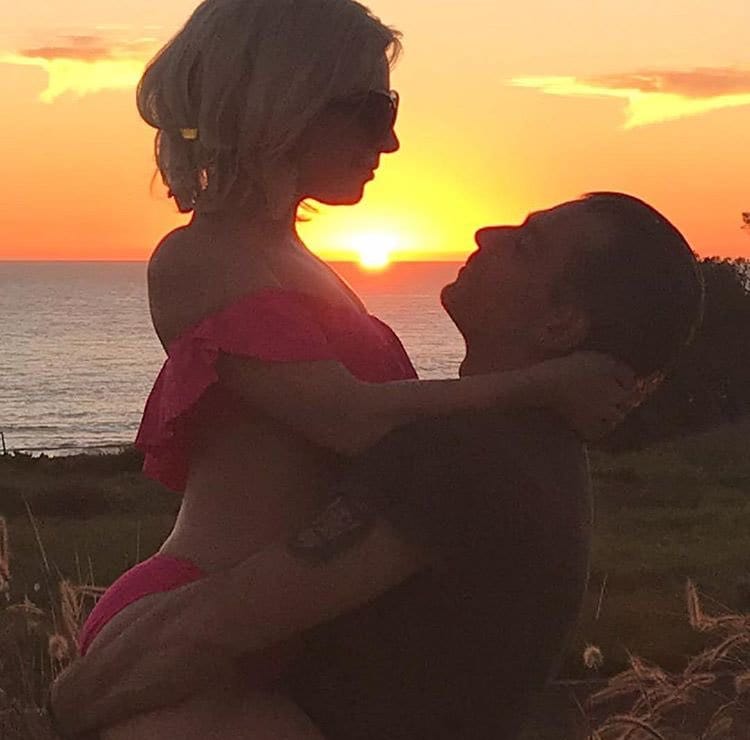 Lady Gaga and Christian got secretly engaged (Twitter)