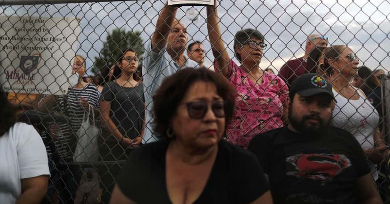 Death toll rises to 113 as Mexico engulfed in 'electoral fog' of violence