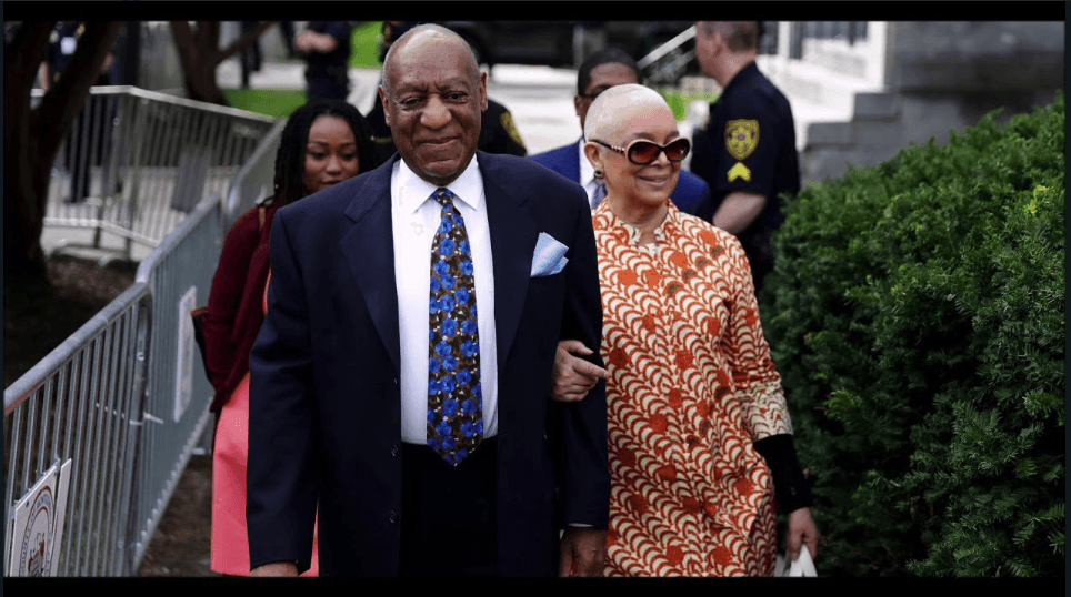 It is speculated that Bill is slated to sell off quite some of his precious assets, including his private jet, while his wife is “in the process of dumping his vast vintage car collection." (Source: Twitter)