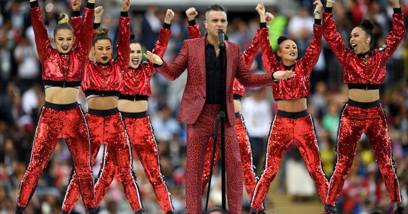 Robbie Williams cusses his way through 'FIFA World Cup' Opening Ceremony and even flips fingers at camera