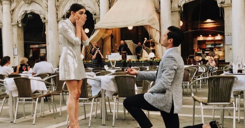 Dancing with the Stars' Val Chmerkovskiy and Jenna Johnson are engaged