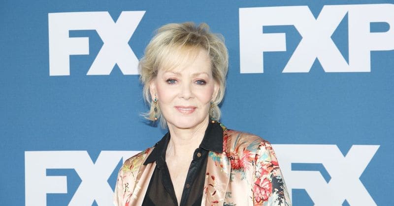 Jean Smart to star in Alexandra Cunningham's 'Dirty John'