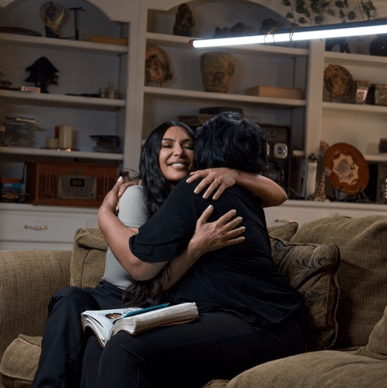 Kim Kardashian and Alice Marie Johnson (Source: Twitter)