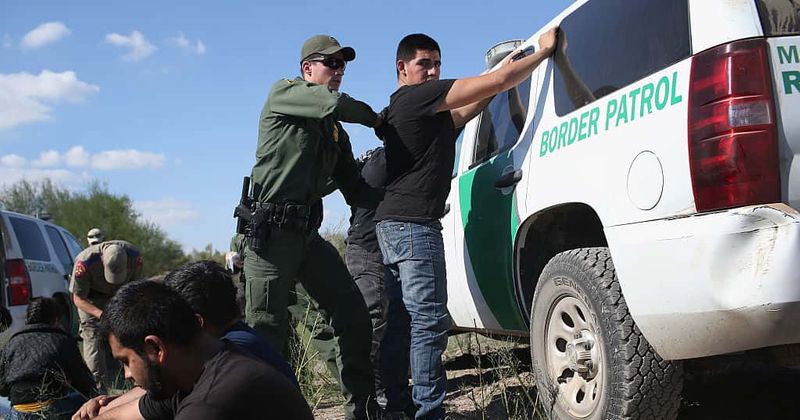 Five undocumented immigrants killed in crash following car chase by U.S. Border Patrol agents