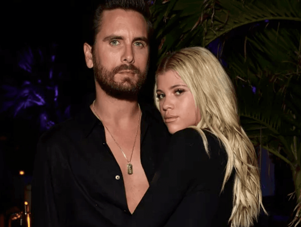 Scott Disick and Sofia Richie (Source: Twitter)