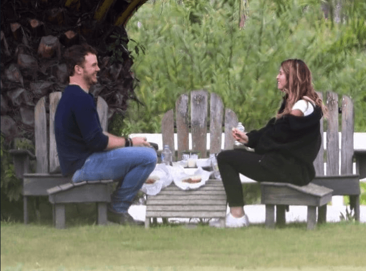 The two were recently spotted having a picnic lunch together, and ever since the pictures came out, tongues have started wagging. (Source: Twitter)