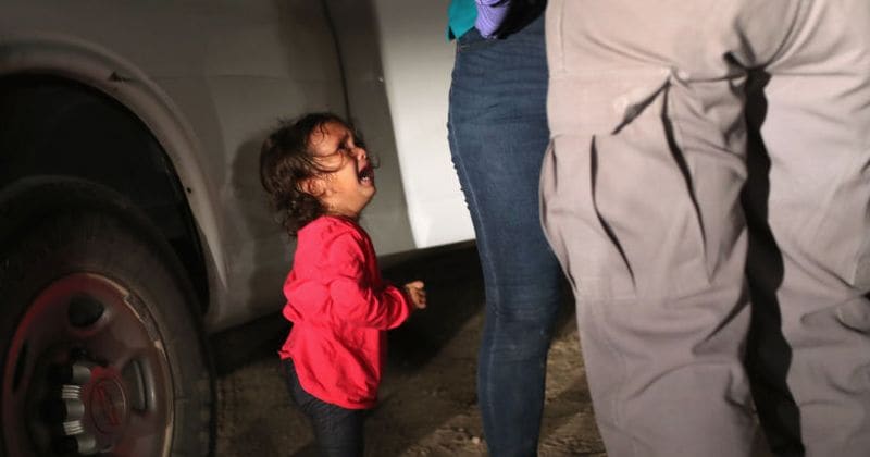 The truth behind the viral photo that divided America