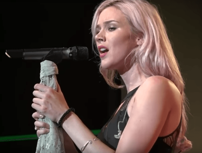 Joss Stone performs at the festival's 16th edition. (YouTube)