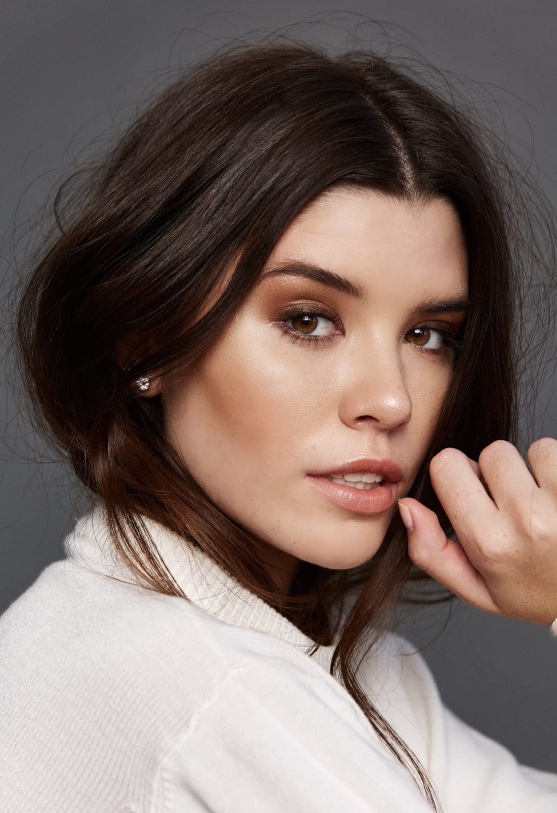 Now that Gracie has established herself as a thriving model at one of the world's top modeling agencies, she is now happy to discuss her rise to model stardom and her Hollywood pops. (Source: Adam Mont)