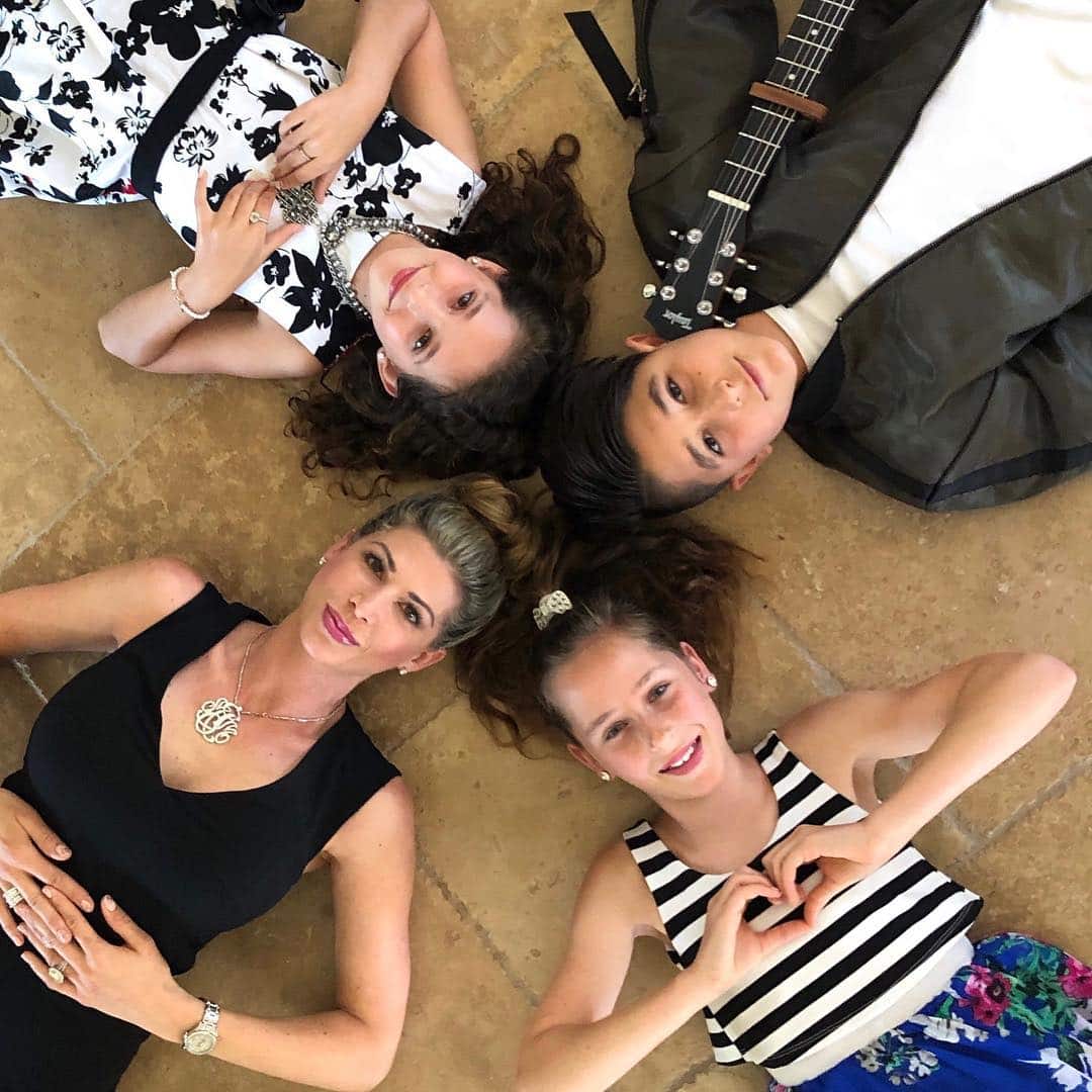 “There’s no one I’d rather do this Circle of Life with,” Alexis captioned her Mother's Day special photo of herself laying on the ground with her son and daughters. (Source: Instagram)
