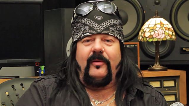 He co-founded the band Pantera (Twitter)