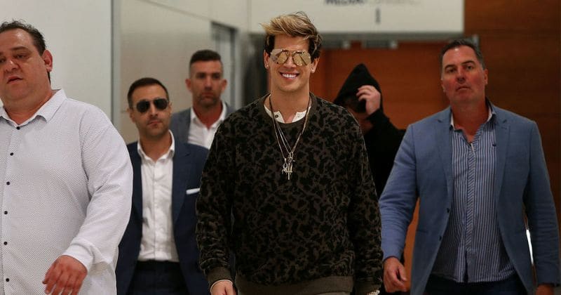 Milo Yiannopoulos says his "vigilante squads to start gunning journalists" comment was just "trolling"