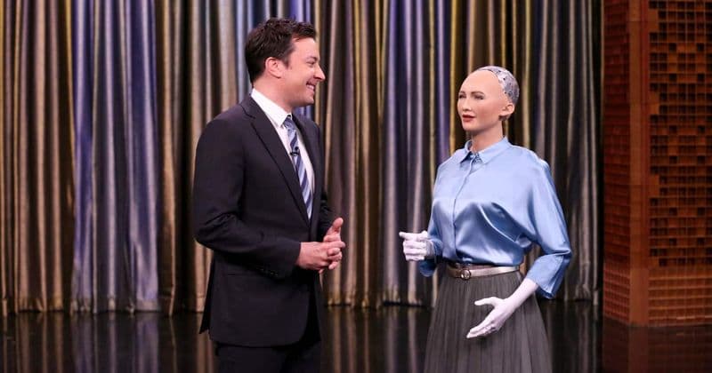 Robots have taken over Hollywood and we won't be surprised if Sophia gets an acting contract