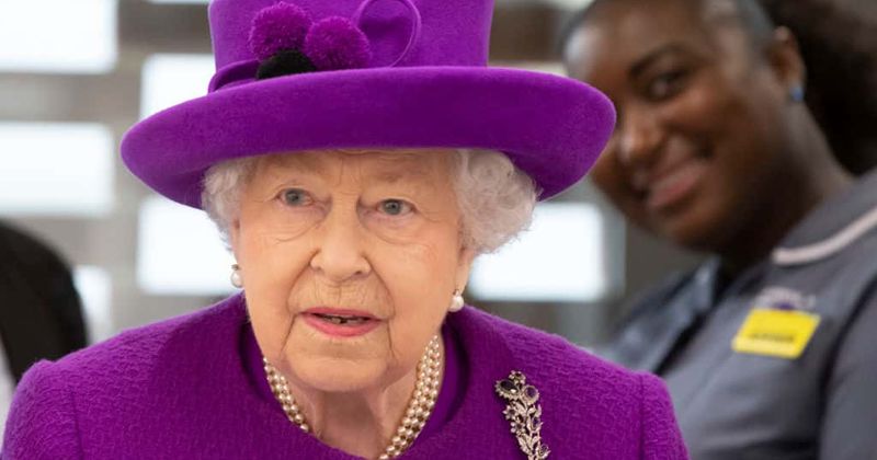 Ministers rehearse for death of Queen in secret exercise as she refuses to undergo knee surgery