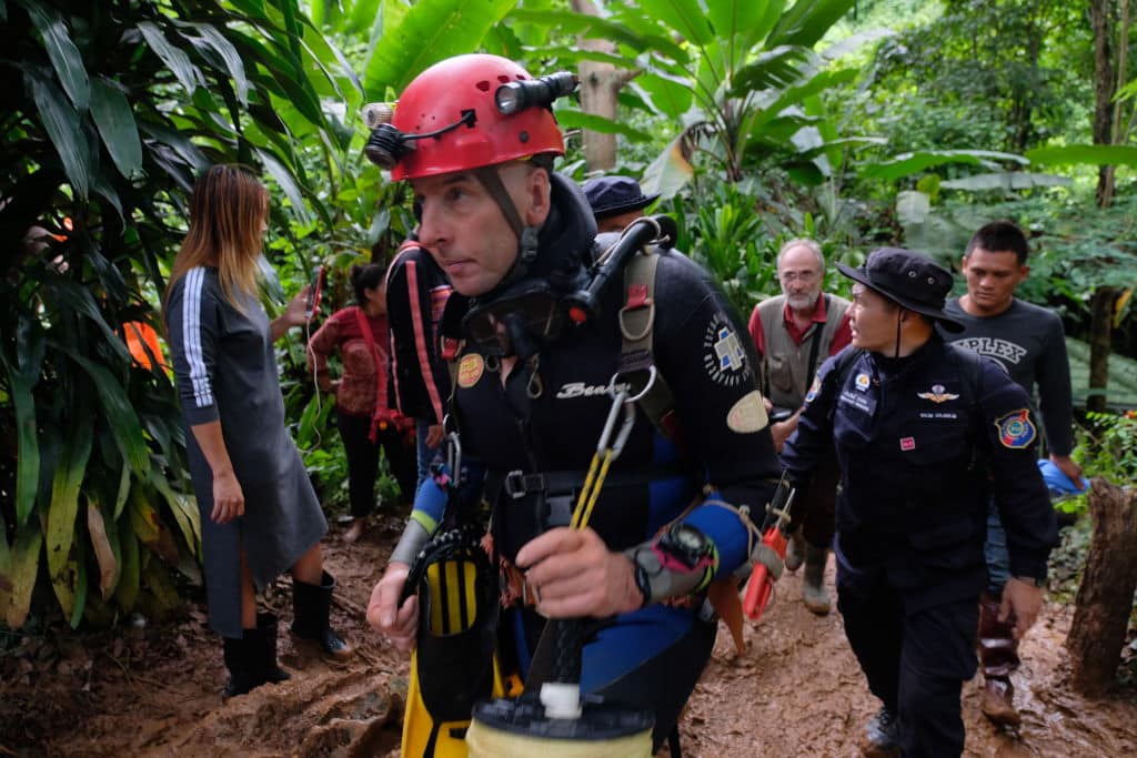 British cave-diver Richard William Stanton walks out from Tham Luang Nang Non cave in full kit without any response to reporter's questions on June 28, 2018 in Chiang Rai, Thailand. (Getty Images)