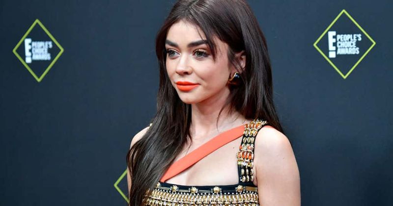 Sarah Hyland shows off her surgery scars as she poses in a bikini for 4th of July celebration