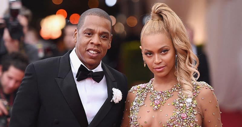 Louvre opens up for 90-minute tour of museum featuring all paintings from video 'Apes***' by Beyonce and Jay Z
