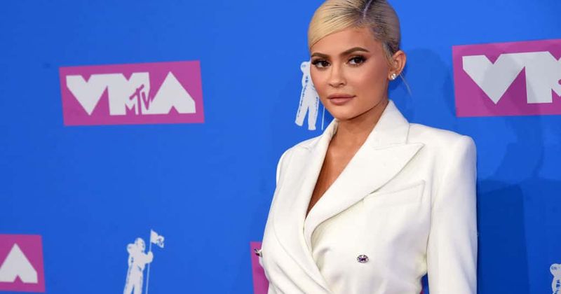 Bringing back the old: Kylie Jenner reveals she got rid of all her lip fillers in her latest photo