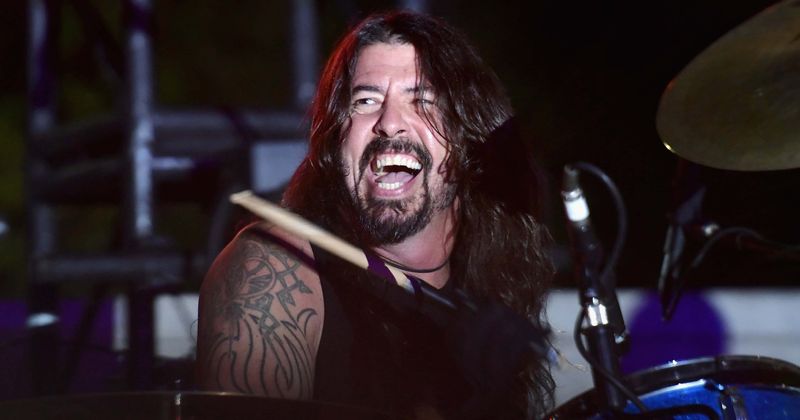Dave Grohl reveals he couldn't even listen to music after Kurt Cobain's suicide