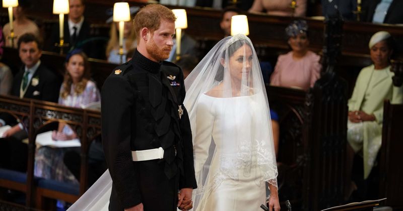 Prince Harry and Meghan Markle send thank you cards to fans who wished them for their wedding
