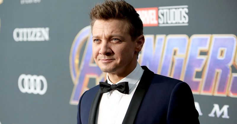 Jeremy Renner confirmed alongside Jamie Foxx for Todd McFarlane directorial debut 'Spawn'