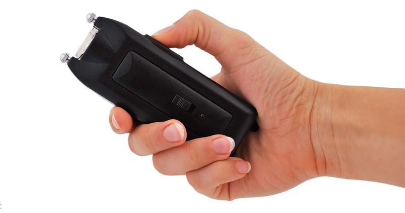 Teen babysitters charged with child endangerment for frightening toddler with a taser just to watch her scream in fear