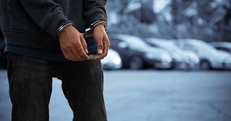 Sick paraplegic arrested for tying-up exotic dancer and tazing her in the chest after she refused to have sex