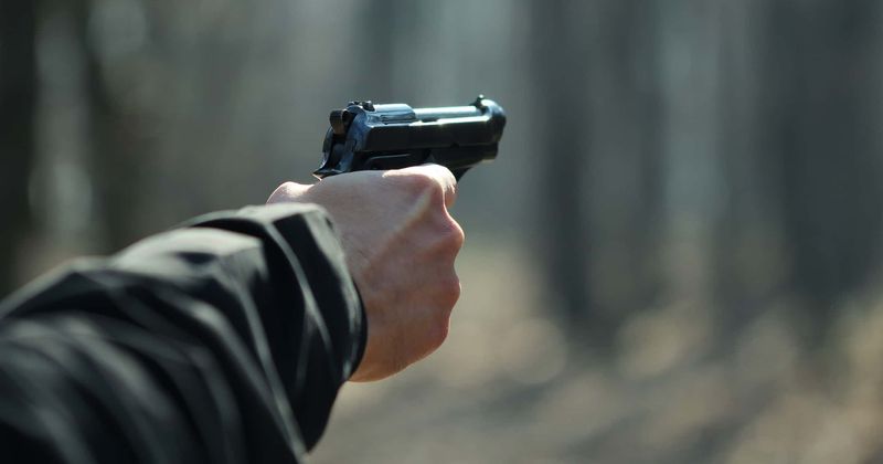 Police officer hit with a rock on head, shot and killed with his own gun while arresting suspect