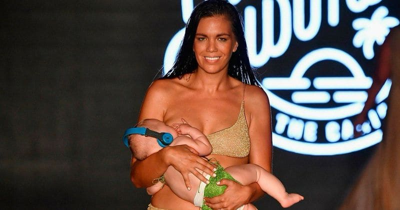 Model Mara Martin walks runway while breastfeeding her 5-month-old daughter