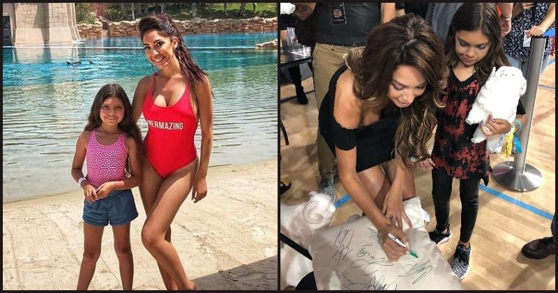 Farrah Abraham slammed for letting 9-year-old daughter Sophia apply makeup