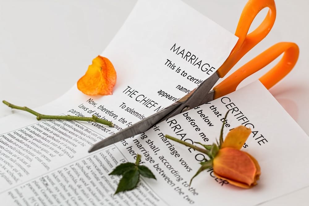 If your partner stops sharing the little things, such as what happened in their day, etc. or refuses to discuss the future, your suspicion is warranted. (Pexels)